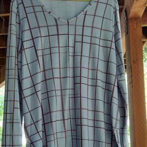 NEW-Long Sleeved Apt. 9 Top in Blue and Brown
